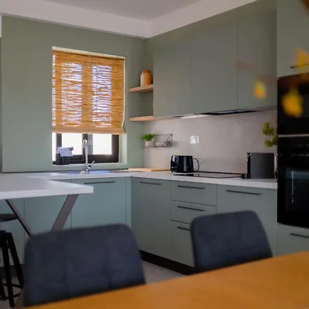 Contemporary Style Terraced In Spb By Homely St Paul's Bay