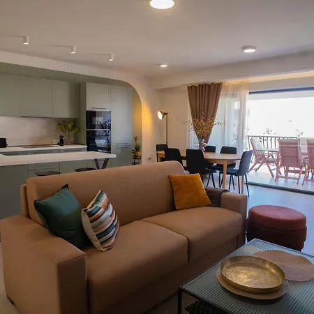 Apartament Contemporary Style Terraced In Spb By Homely *