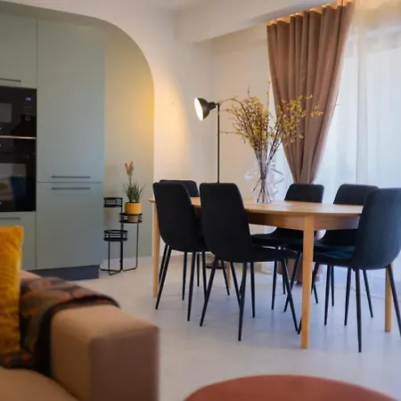 Apartament Contemporary Style Terraced In Spb By Homely *