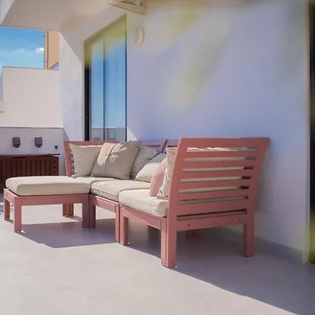 Contemporary Style Terraced In Spb By Homely Apartamento St Paul's Bay