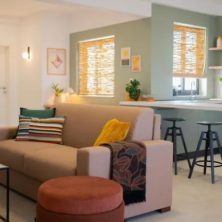 Apartamento Contemporary Style Terraced In Spb By Homely St Paul's Bay